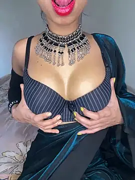 Hot-sexy222 online show from 30, 12, 2024