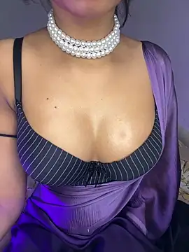 Hot-sexy222 online show from 27, 1, 2025