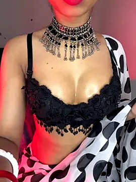 Hot-sexy222 online show from 19, 10, 2025