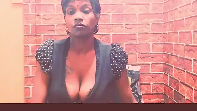 Snapshot of Fuckable_Nasty_MILF chatting on 22, 6, 2026 Fuckable Nasty MILF online show from 22, 6, 2026