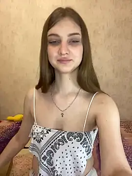 Snapshot of MollyDolle chatting on 16, 12, 2024 MollyDolle online show from 16, 12, 2024