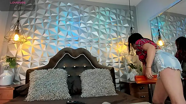 BarbaraTyleer online show from 5, 3, 2026