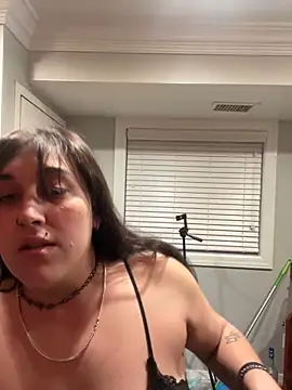 ThicBunz online show from 20, 3, 2025