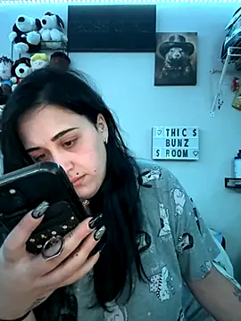 ThicBunz online show from 3, 10, 2025