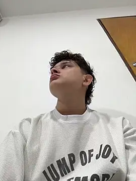 Nathan Bluee online show from 10, 10, 2025