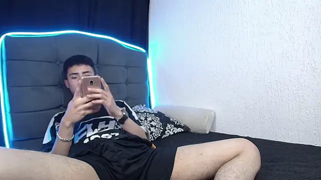 sexybat twink online show from 23, 12, 2024