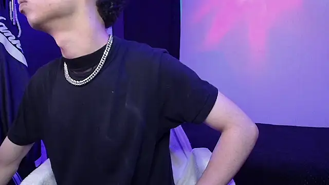 sexybat twink online show from 12, 2, 2025