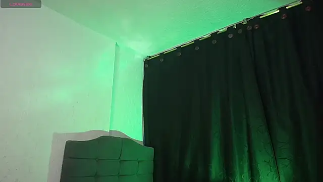 sexybat twink online show from 27, 9, 2025