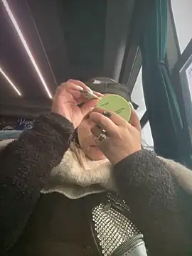 Khalyk G online show from 2, 11, 2025