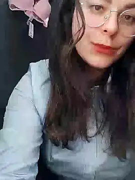 Alicia Hot1 online show from 3, 2, 2025