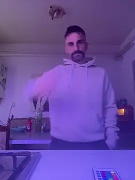 amydamarw online show from 19, 2, 2026