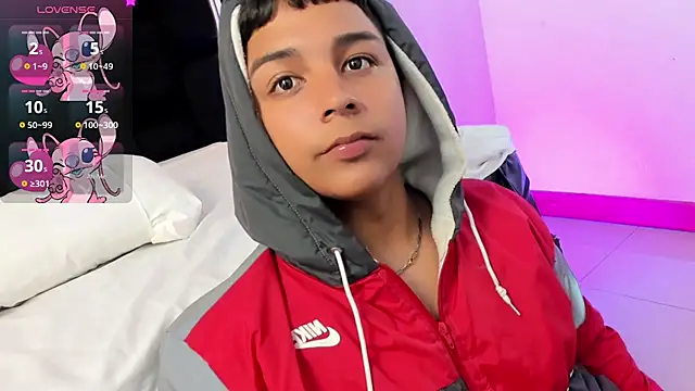 Snapshot of Seductivo_jr chatting on 12, 1, 2025 Seductivo jr online show from 12, 1, 2025