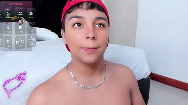 Snapshot of Seductivo_jr chatting on 5, 2, 2025 Seductivo jr online show from 5, 2, 2025