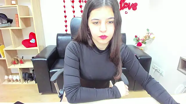 Snapshot of Molly_Owens chatting on 17, 2, 2025 Molly Owens online show from 17, 2, 2025
