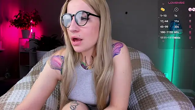 Tanya Acid online show from 5, 1, 2025