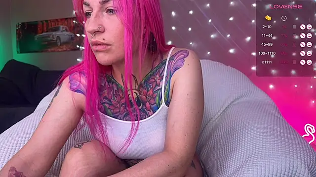 Snapshot of Tanya_Acid chatting on 11, 6, 2026 Tanya Acid online show from 11, 6, 2026