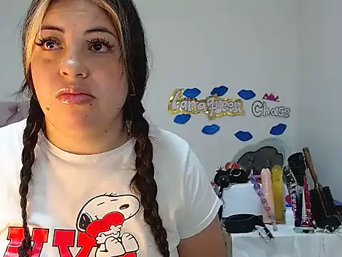 lanaqueen699 online show from 10, 2, 2025