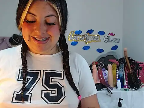 lanaqueen699 online show from 11, 2, 2025