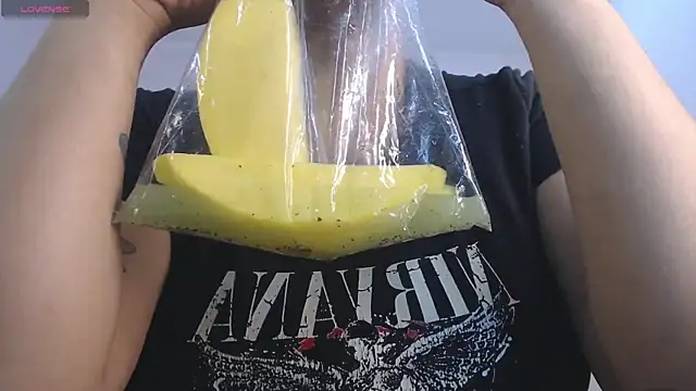 april bunnyy online show from 21, 11, 2025