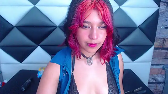 UnderBaby  online show from 14, 12, 2024