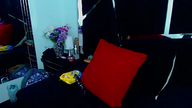 UnderBaby  online show from 9, 1, 2025