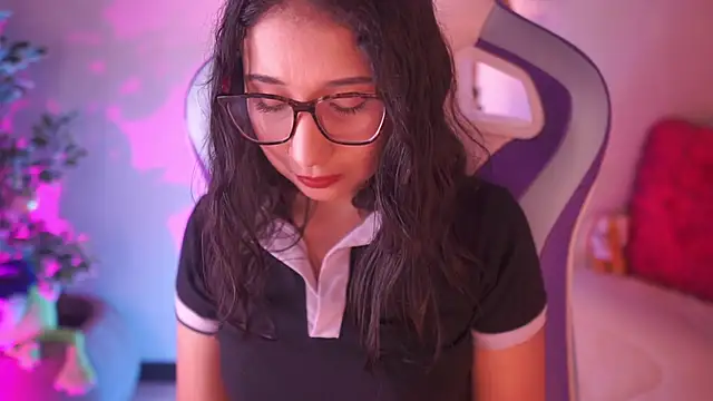 Sunny flower  online show from 4, 2, 2026