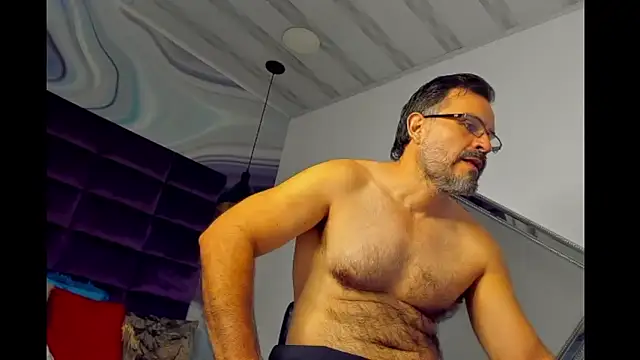 Snapshot of SbasTone_Muscle chatting on 9, 1, 2025 SbasTone Muscle online show from 9, 1, 2025