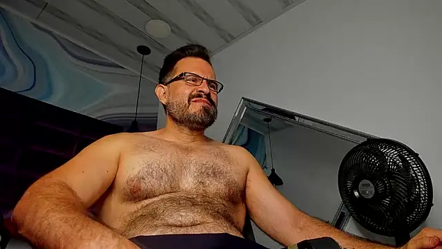 Snapshot of SbasTone_Muscle chatting on 18, 2, 2025 SbasTone Muscle online show from 18, 2, 2025