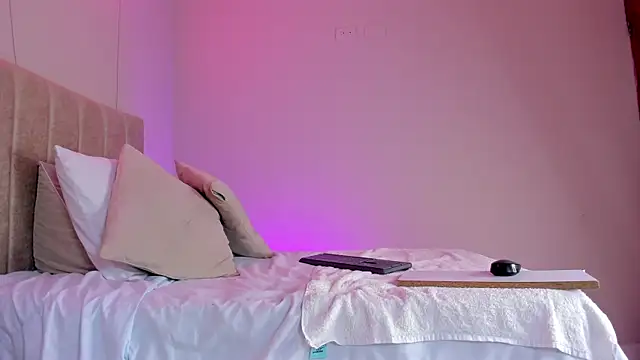  angela x online show from 24, 1, 2025