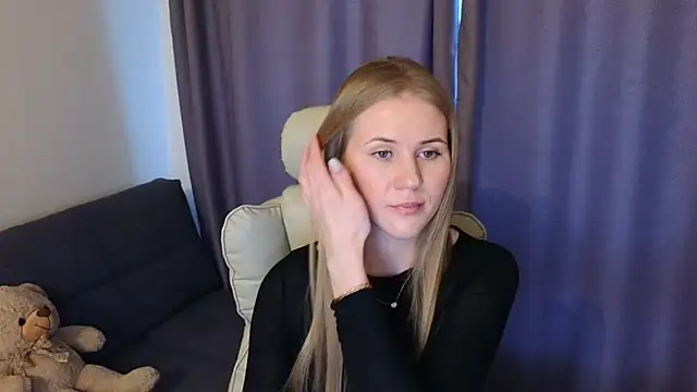 IsabelAllen online show from 3, 12, 2024