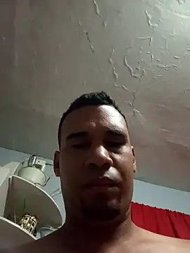 Snapshot of adriel_perez chatting on 1, 6, 2026 adriel perez online show from 1, 6, 2026