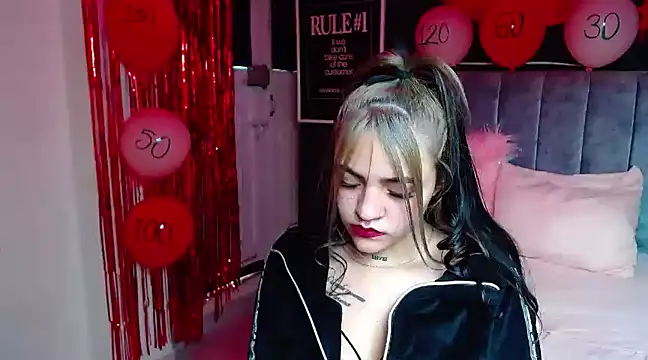 Violettasquirt online show from 14, 2, 2025