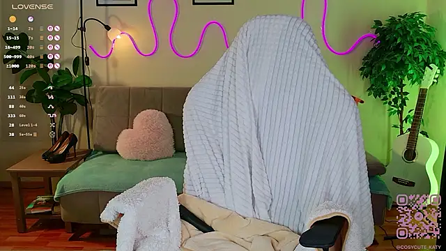 cosycute  online show from 21, 2, 2026