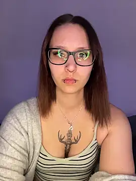 TheRealNyxa online show from 13, 4, 2026