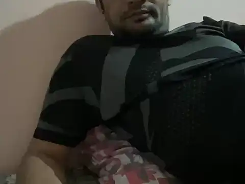 Snapshot of NiceBoy9099 chatting on 14, 1, 2026 NiceBoy9099 online show from 14, 1, 2026