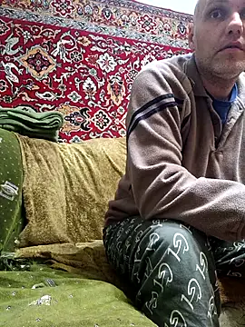 Pineapple04 online show from 14, 4, 2026