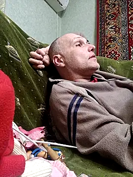 Pineapple04 online show from 19, 4, 2026