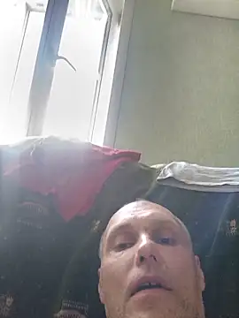 Pineapple04 online show from 11, 6, 2026