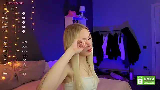 aneta alisha online show from 19, 10, 2025