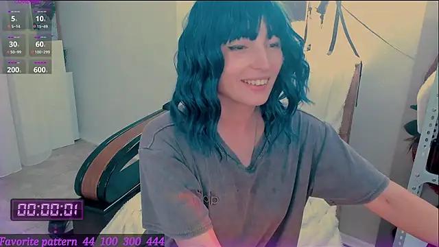 Snapshot of Toxic_Ellies chatting on 31, 5, 2026 Toxic Ellies online show from 31, 5, 2026