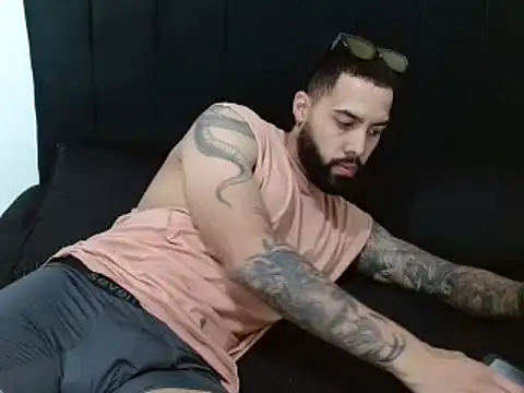 Hendry  online show from 13, 12, 2024