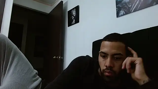 Hendry  online show from 2, 2, 2025