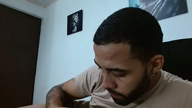 Hendry  online show from 5, 2, 2025