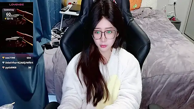 Angelababy001 online show from 13, 1, 2025