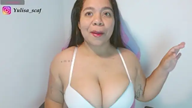 yulissa18 online show from 15, 6, 2026