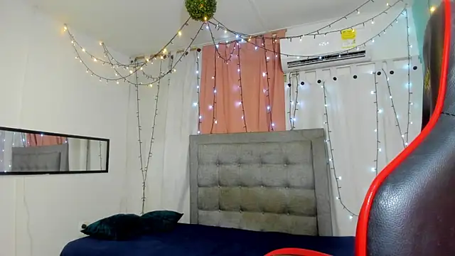 valentina 0  online show from 10, 2, 2025