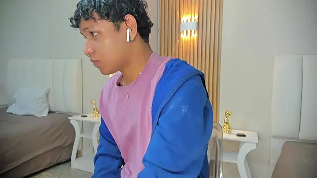 Snapshot of axel_ps chatting on 16, 10, 2025 axel ps online show from 16, 10, 2025