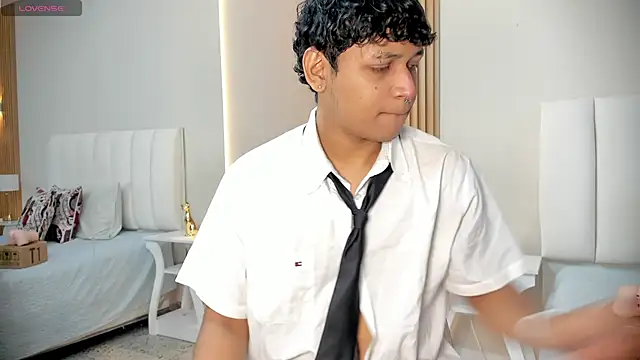 Snapshot of axel_ps chatting on 6, 11, 2025 axel ps online show from 6, 11, 2025