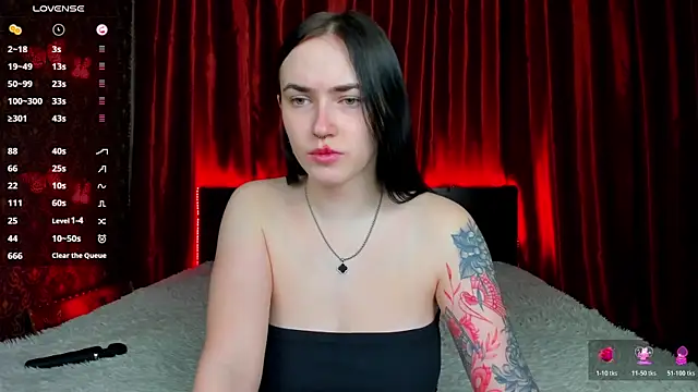 Witch Lady online show from 29, 3, 2026