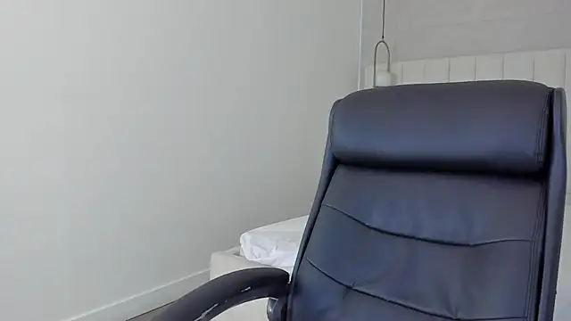 Snapshot of kosmic_Angel chatting on 20, 1, 2025 kosmic Angel online show from 20, 1, 2025